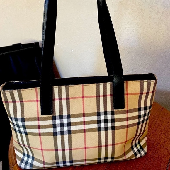 Burberry Handbags - Authentic Burberry Shoulder bag It's Not 30$ Pls Don't Accept Offer